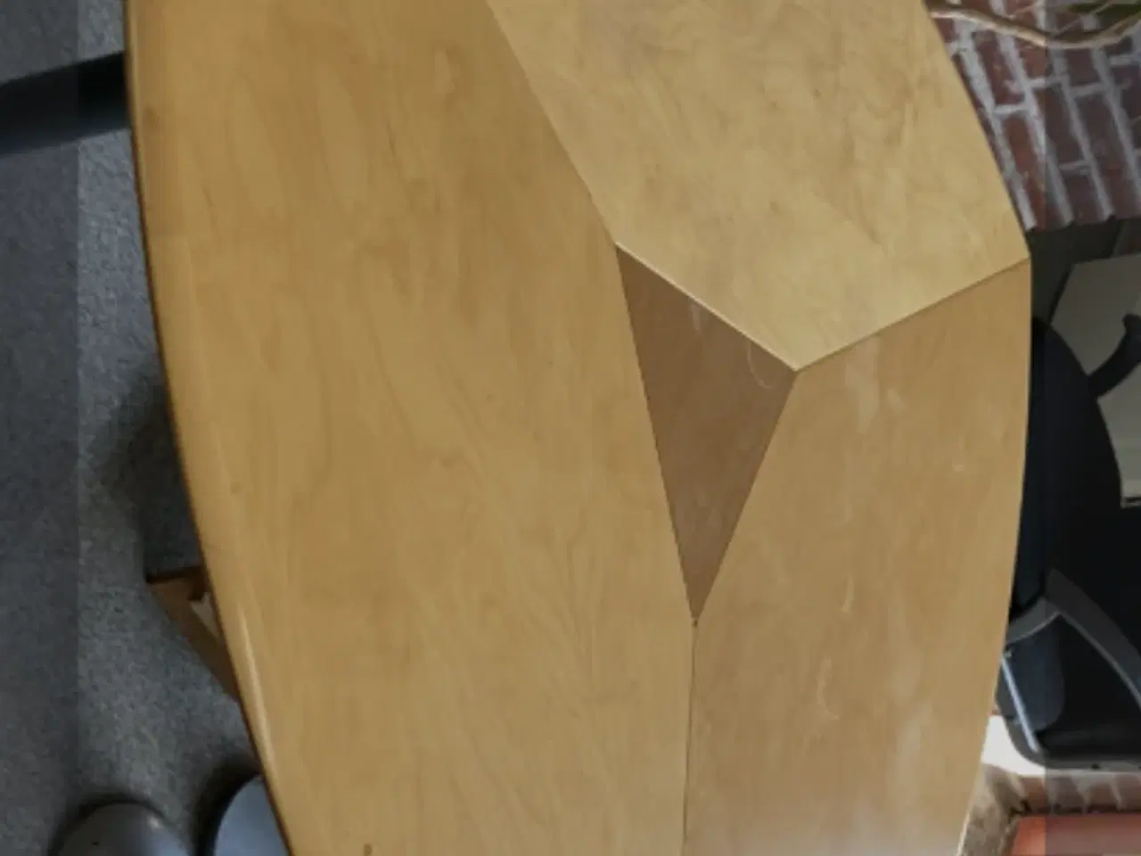 Billede 3 - KVALITETSBORD I MASSIV TRÆ SNEDKERFREMSTILLET