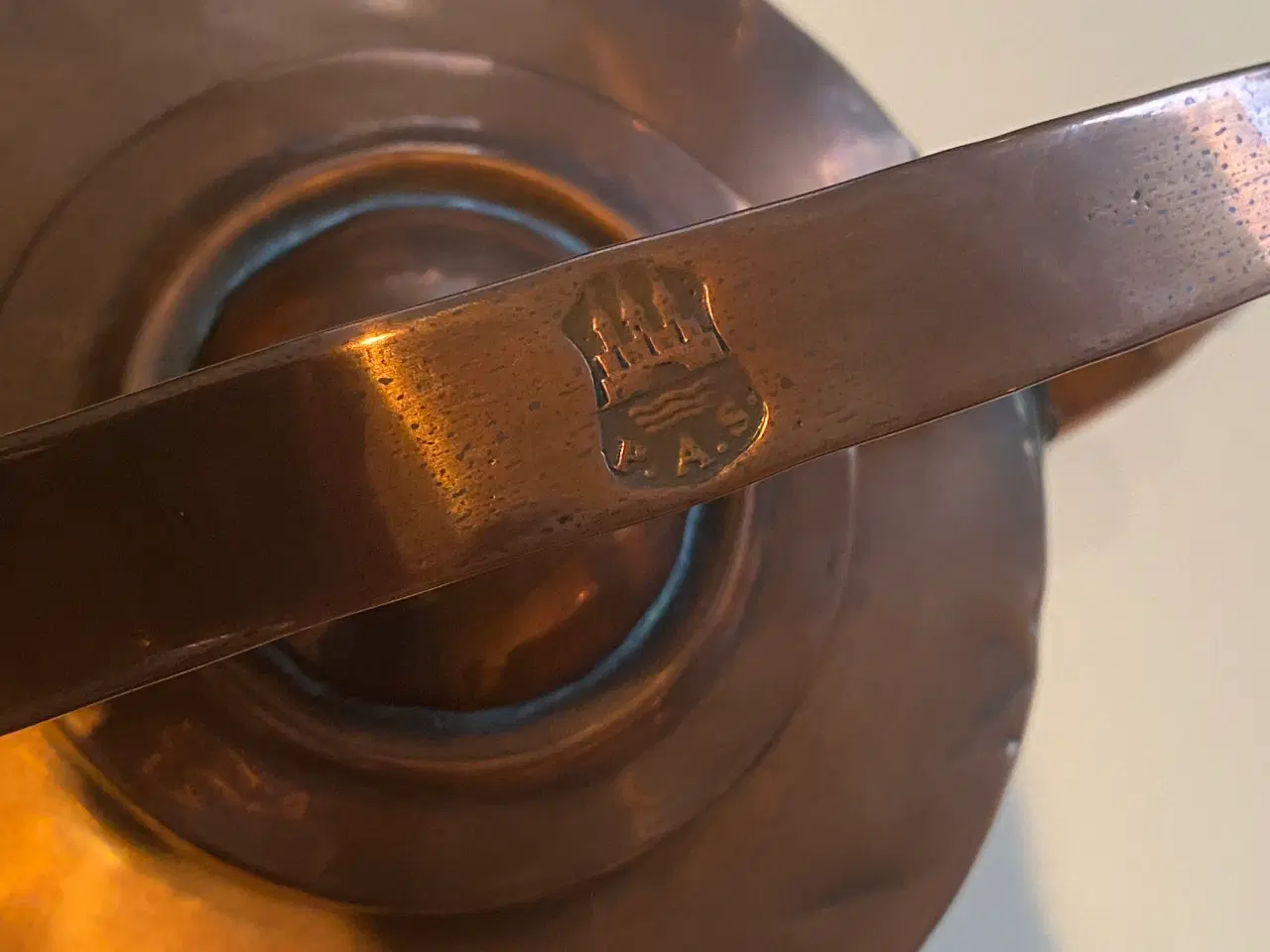 Billede 2 - Kobber Tekande med låg og håndtag, P.A.S.