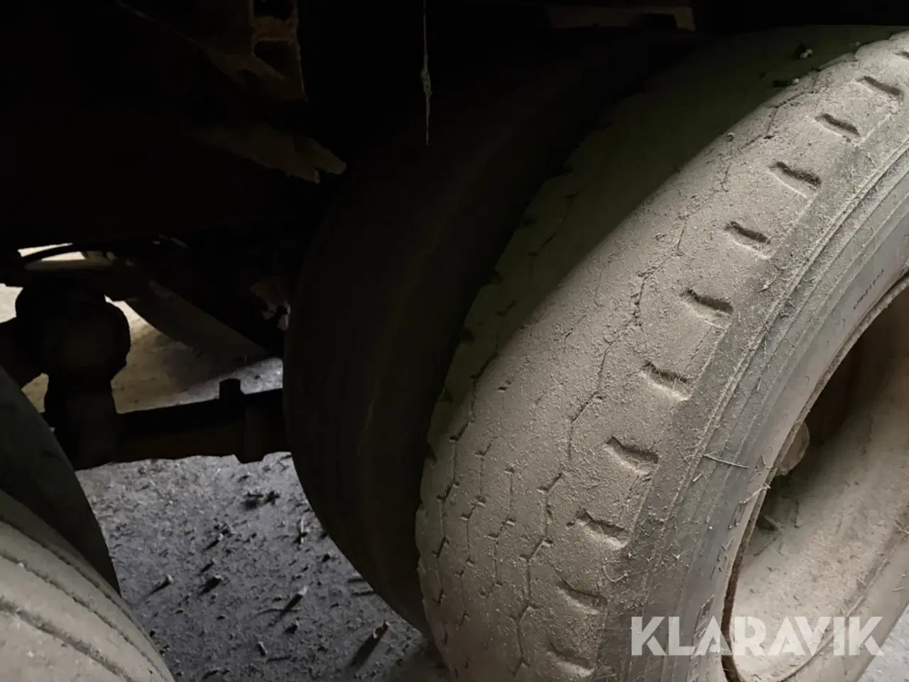 Billede 12 - Kornvogn forvogn og kærrer