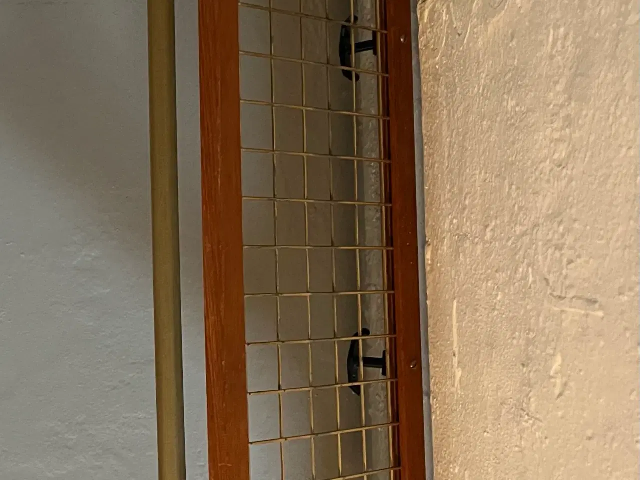 Billede 3 - Retro teak knagerække med hattehylde