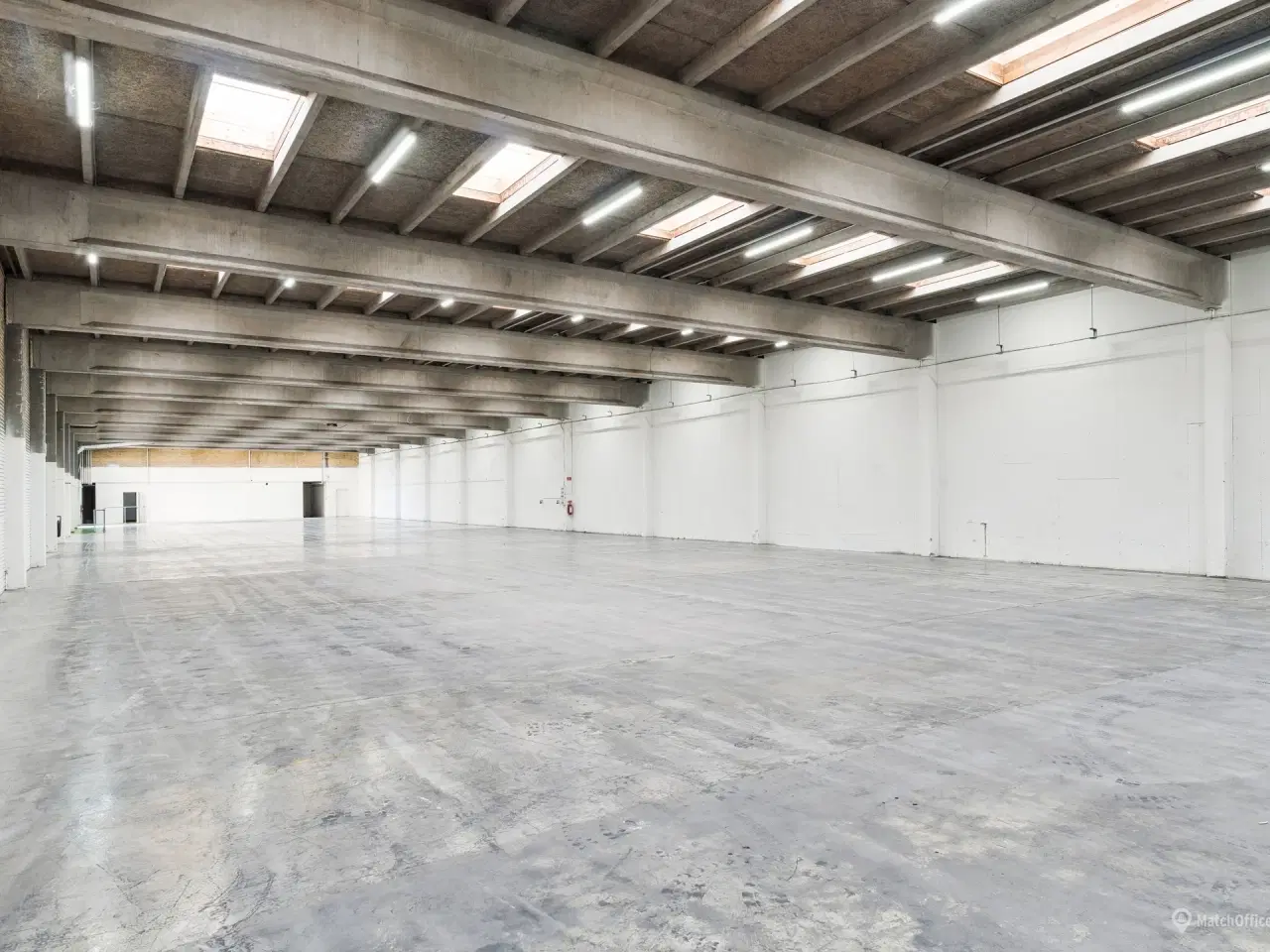 Billede 18 - 1.629 m² logistikejendom med last mile-placering og nyinstalleret rampe i Hvidovre