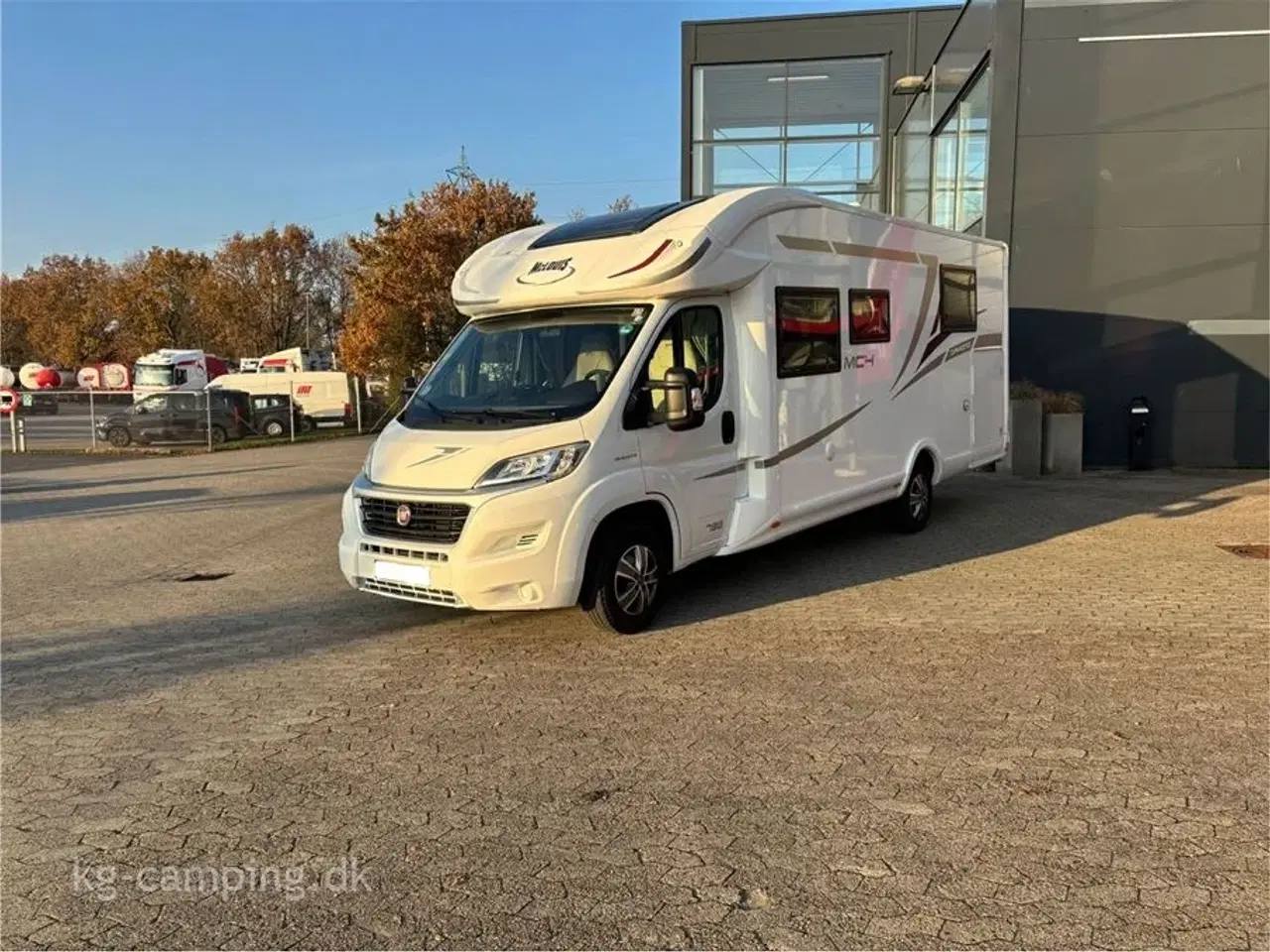 Billede 1 - 2018 - McLouis Mc4 79 G   Flot og veludstyret autocamper!