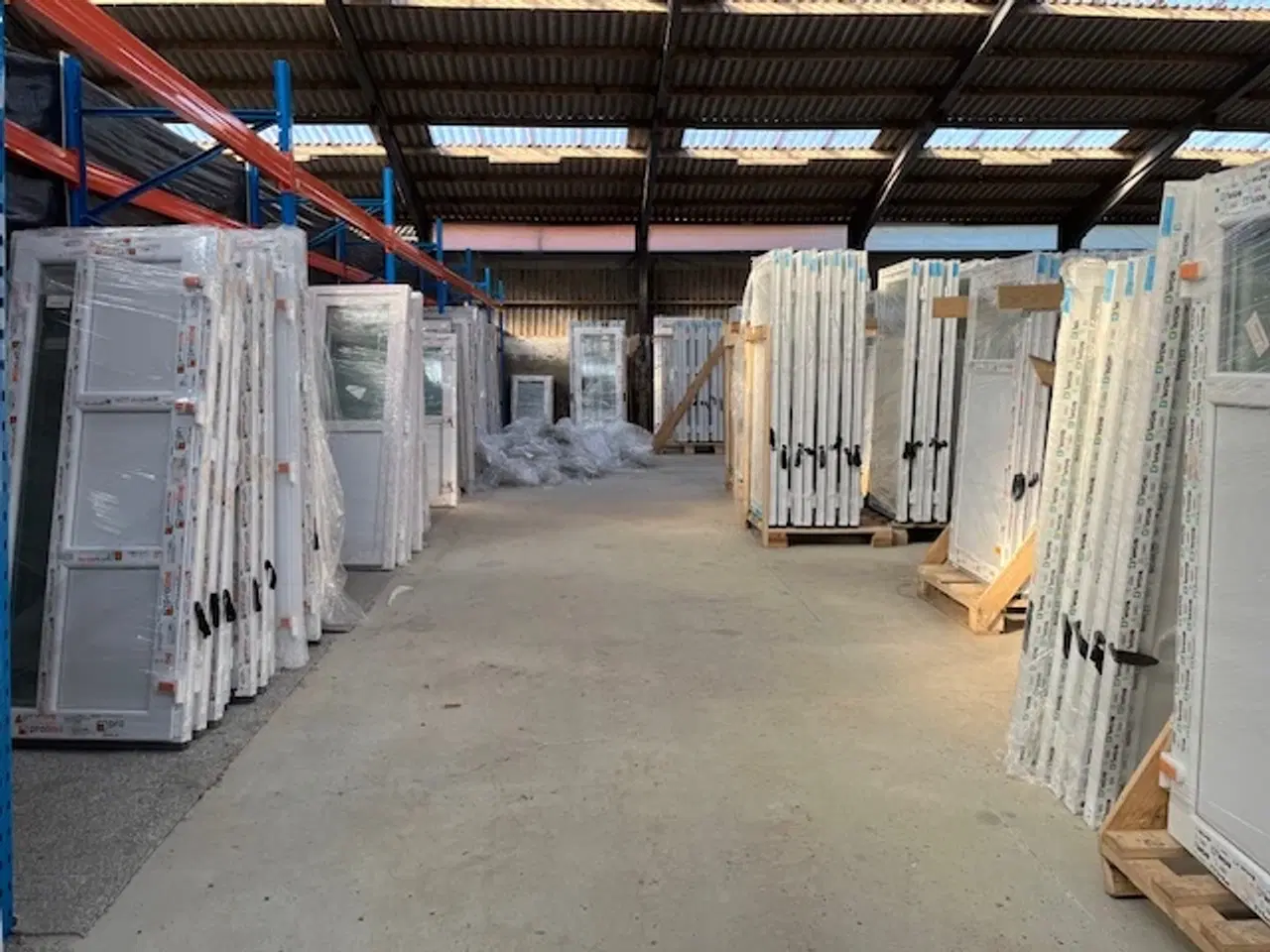 Billede 3 - Kæmpe udvalg af døre og vinduer 