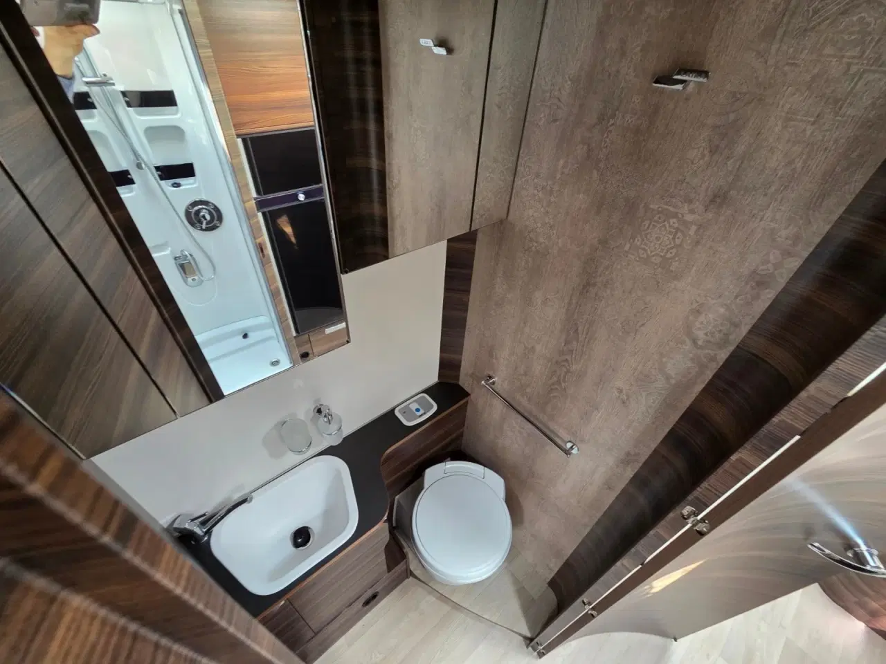 Billede 17 - Laika Ecovip  L4009 DS aut.