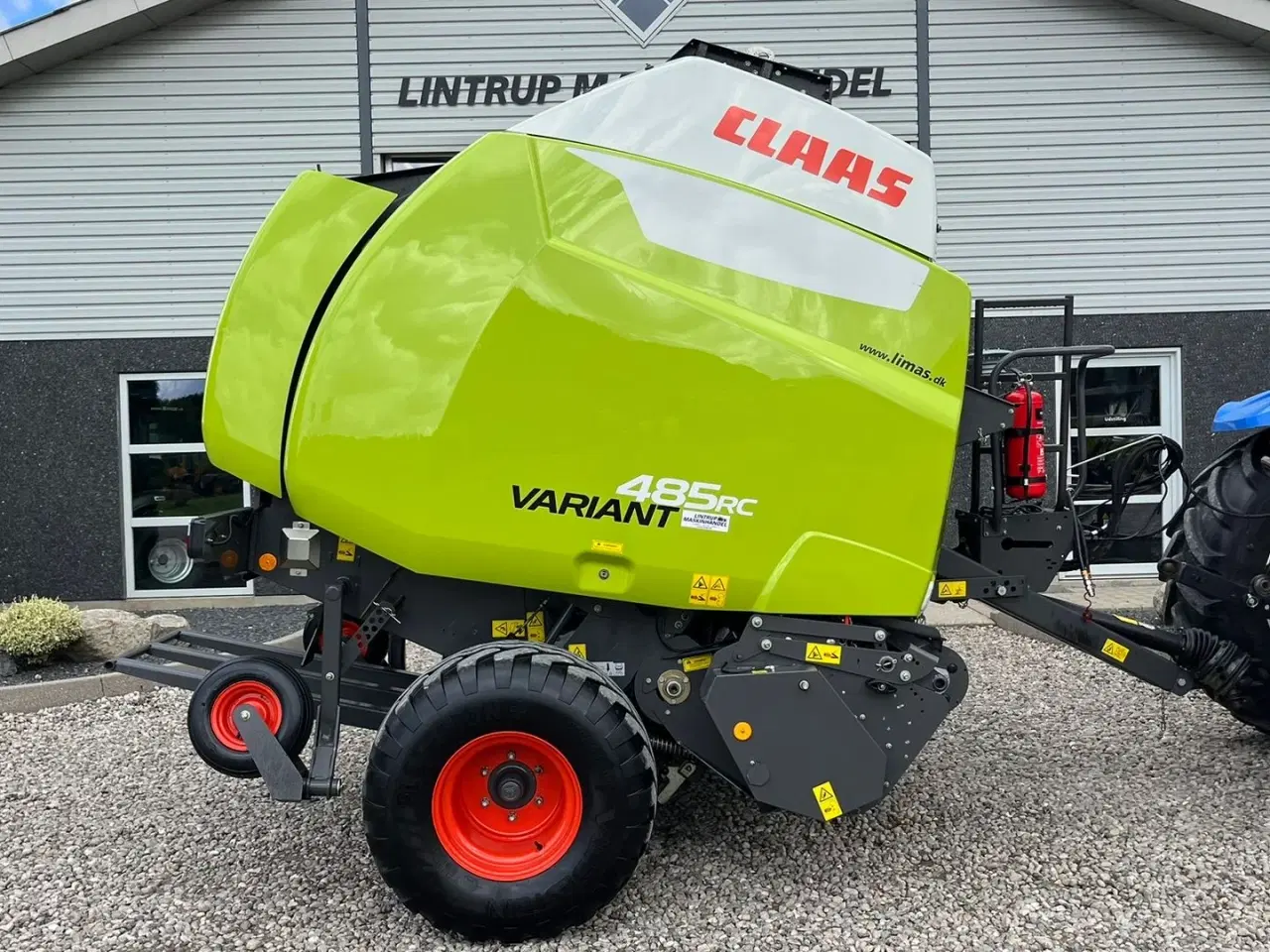 Billede 1 - CLAAS Variant 485 RC Velholdt gård maskine, kun presset 11594baller fra ny.