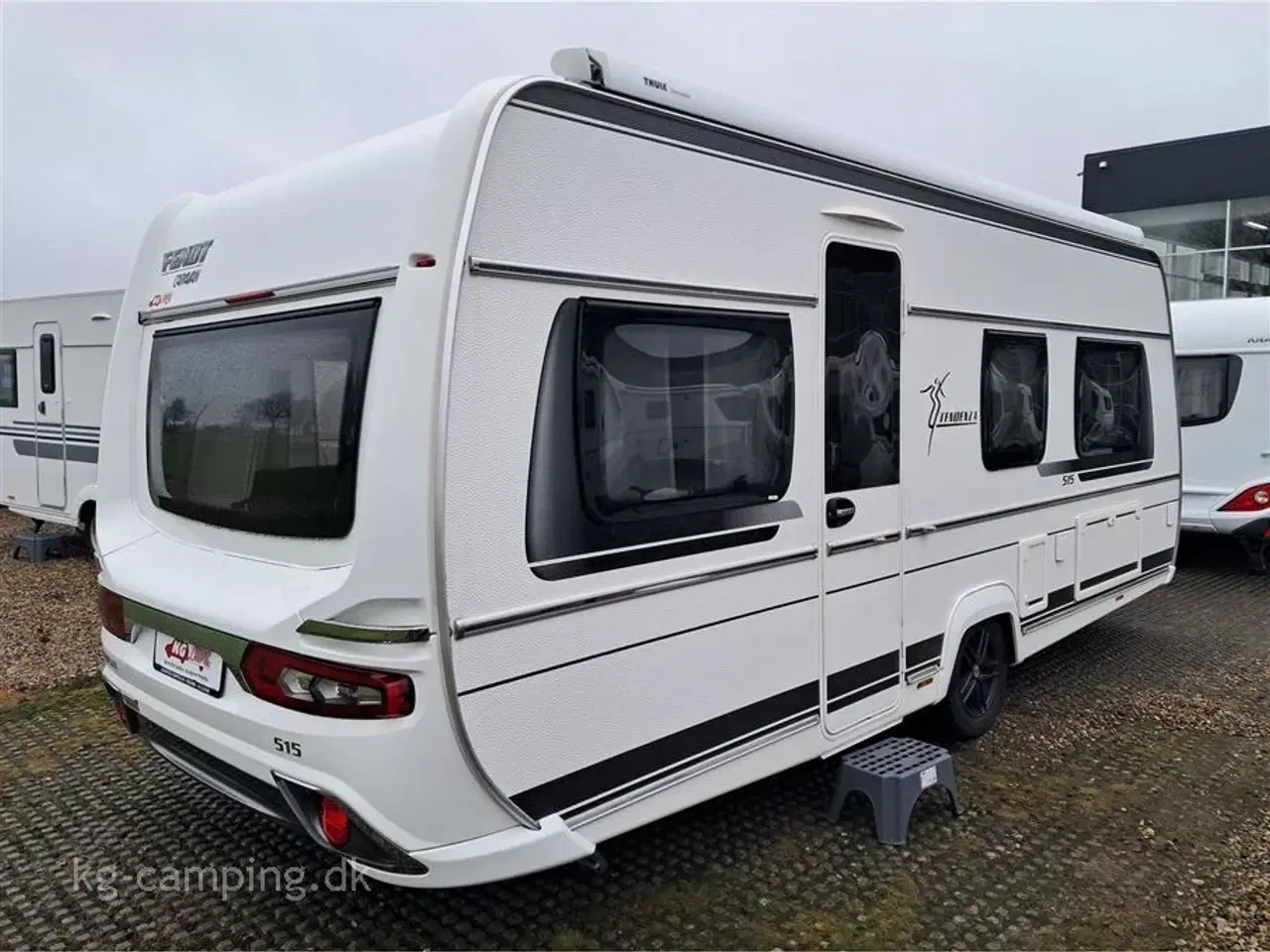 Billede 4 - 2019 - Fendt Tendenza 515 SG   Kvalitetsvogn indrettet med enkeltsenge og sengeudtræk samt THULE 6300 markise, TRUMA XT mover, TRUMA Aircon