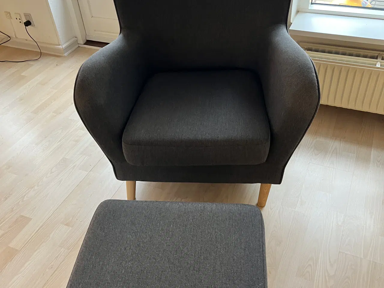 Billede 1 - Vores Lænestol og skammel er til salg