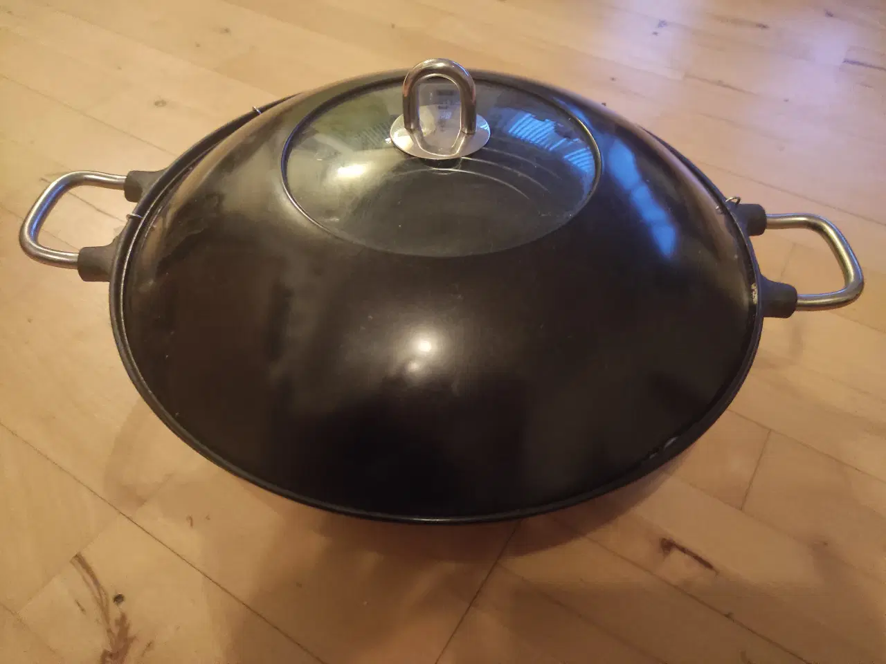 Billede 2 - Støbejerns wok 
