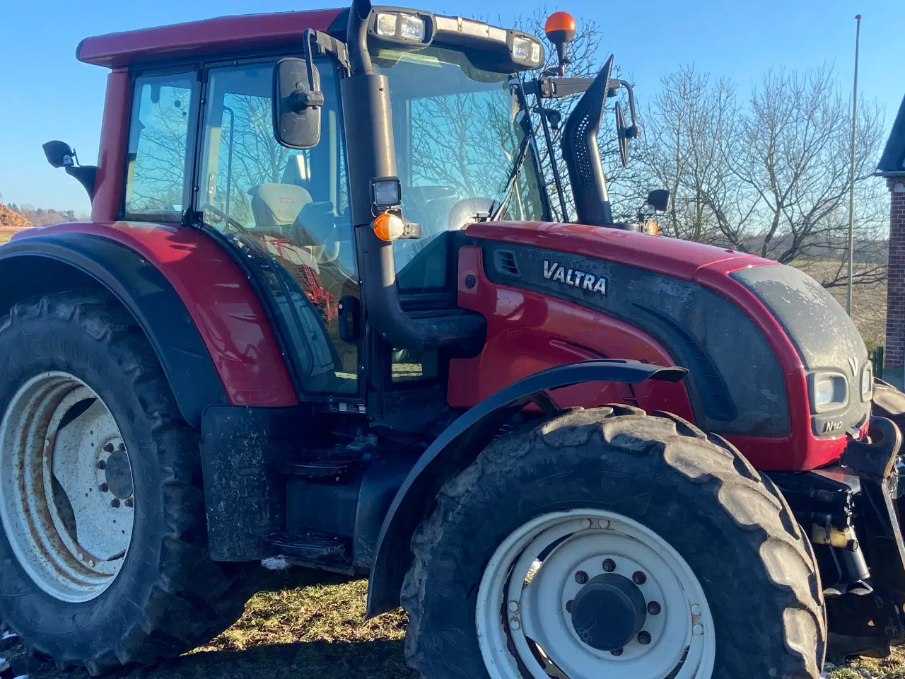 Billede 1 - Valtra N142