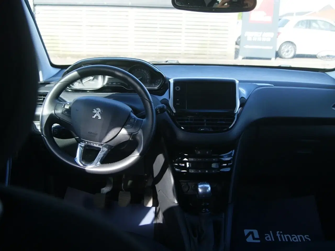 Billede 9 - Peugeot 208 1,5 BlueHDi 100 Signature Sky