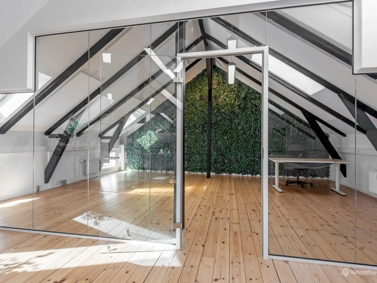 Billede 3 - Virkelig atmosfærefyldt og indbydende kontorlejemål i Roskilde centrum