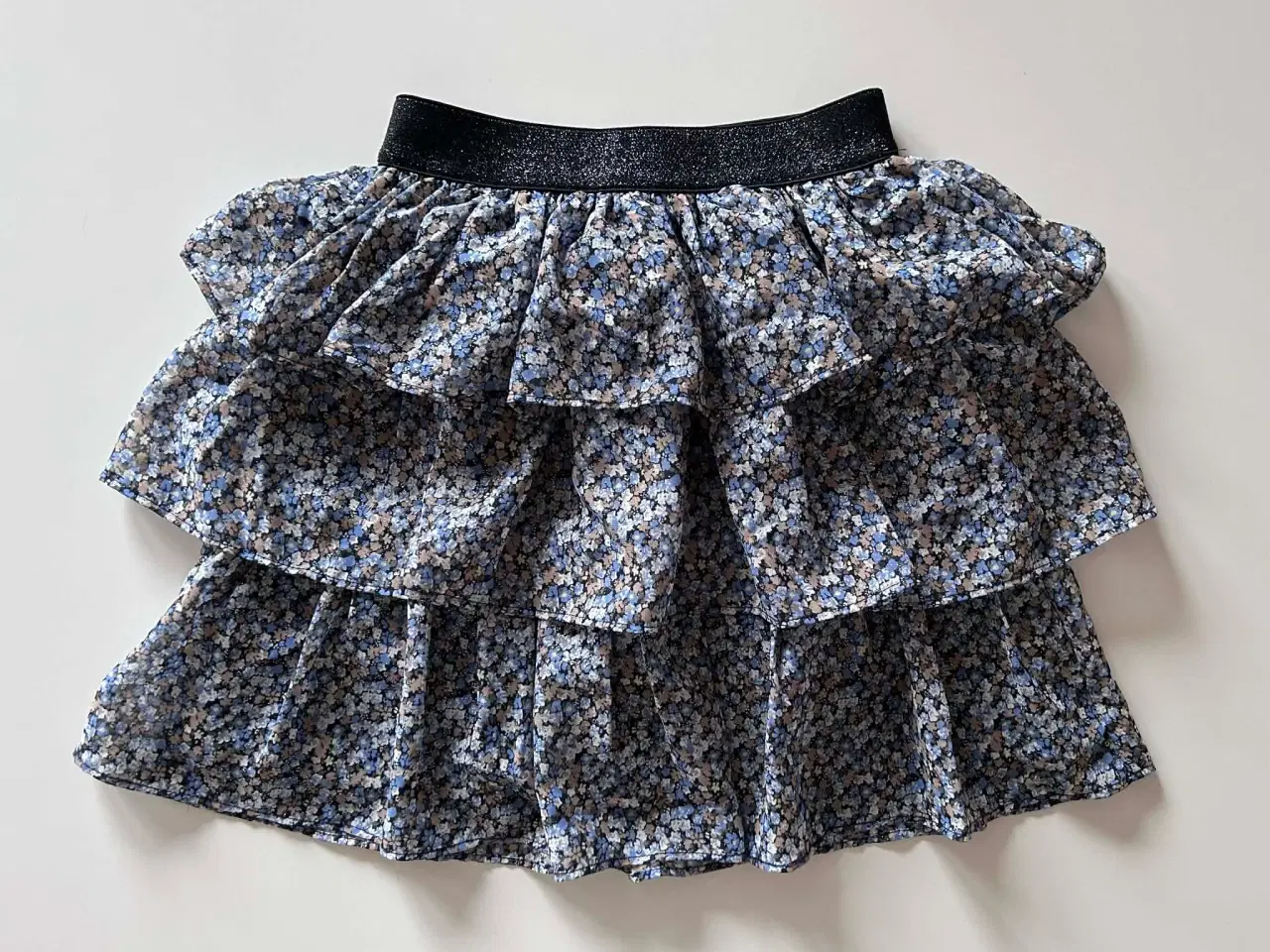 Billede 1 - name it nederdel, str. 152 / 12 år