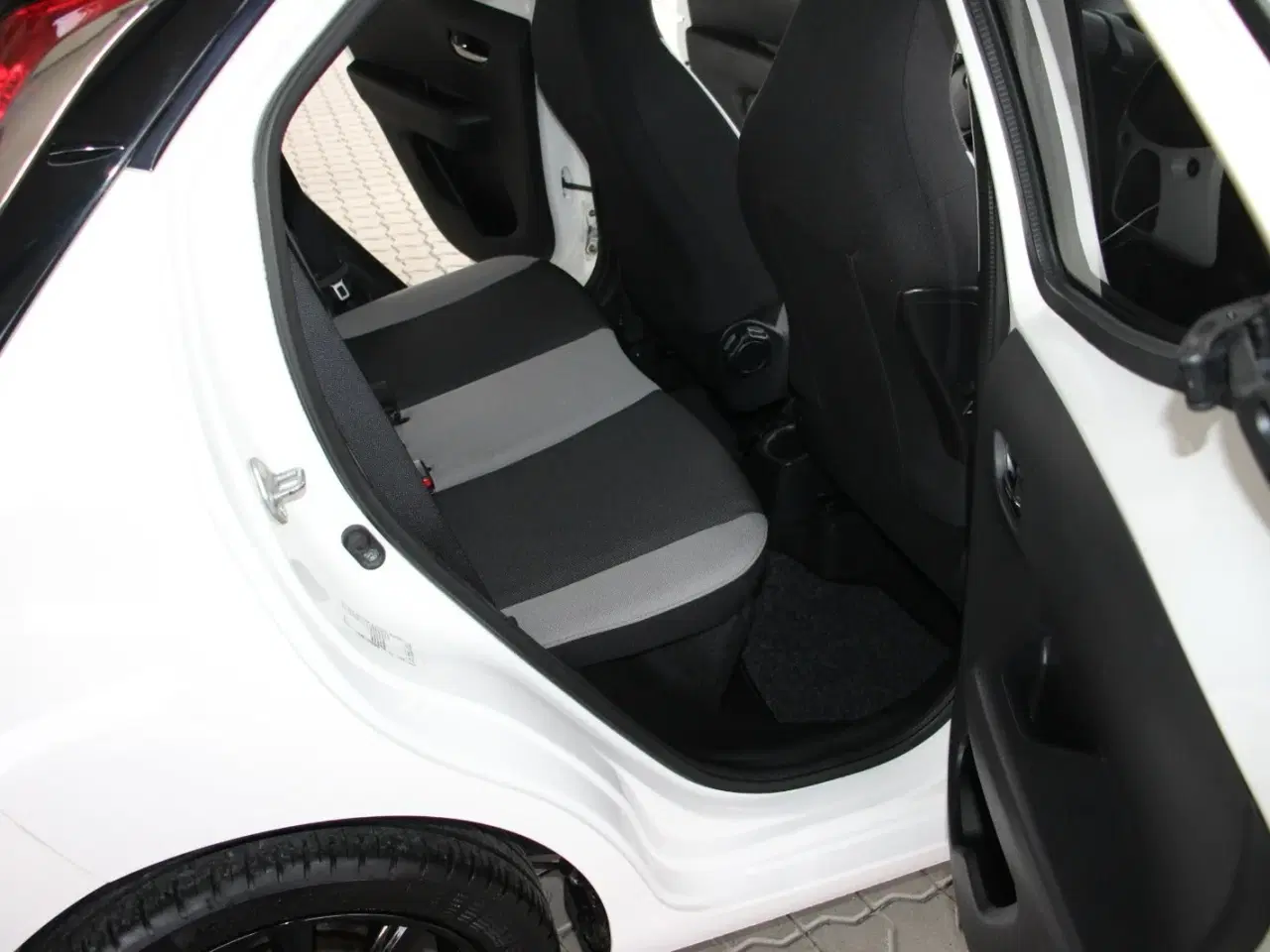 Billede 13 - Toyota Aygo 1,0 VVT-i x-pression