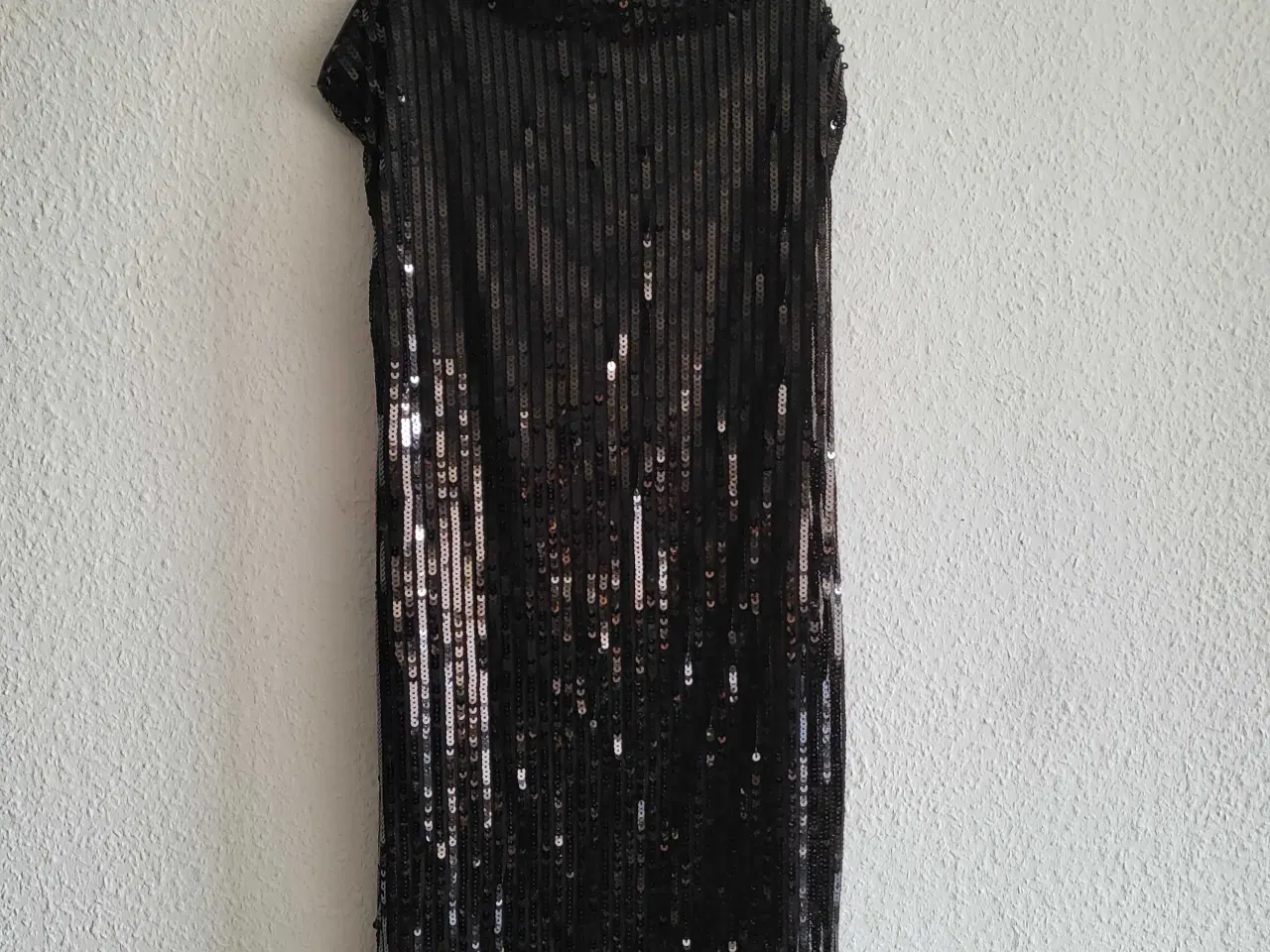 Billede 1 - Paliet kjole 