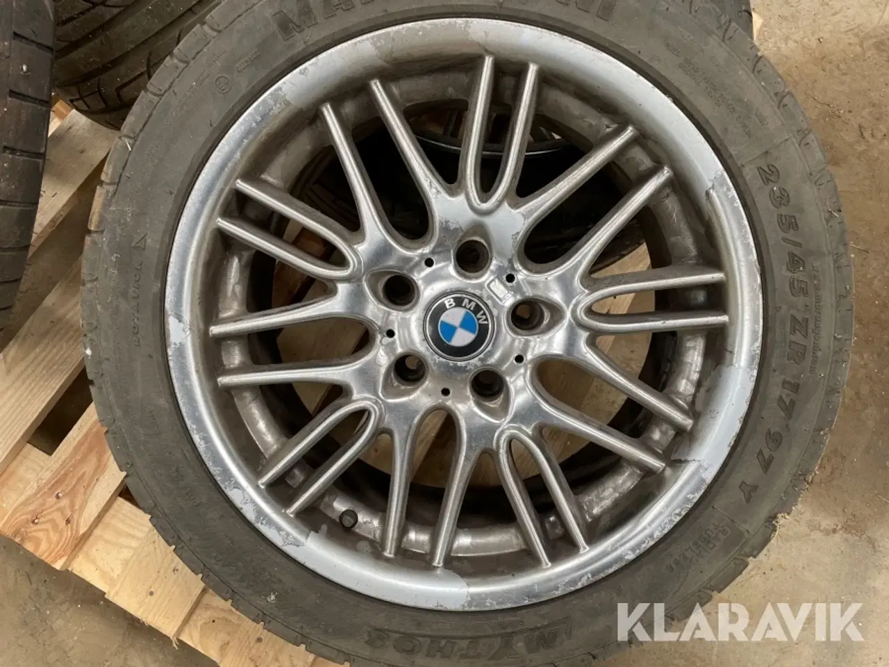 Billede 8 - Sæt BMW originale 17” alufælge med Hankook-dæk 4 styk.