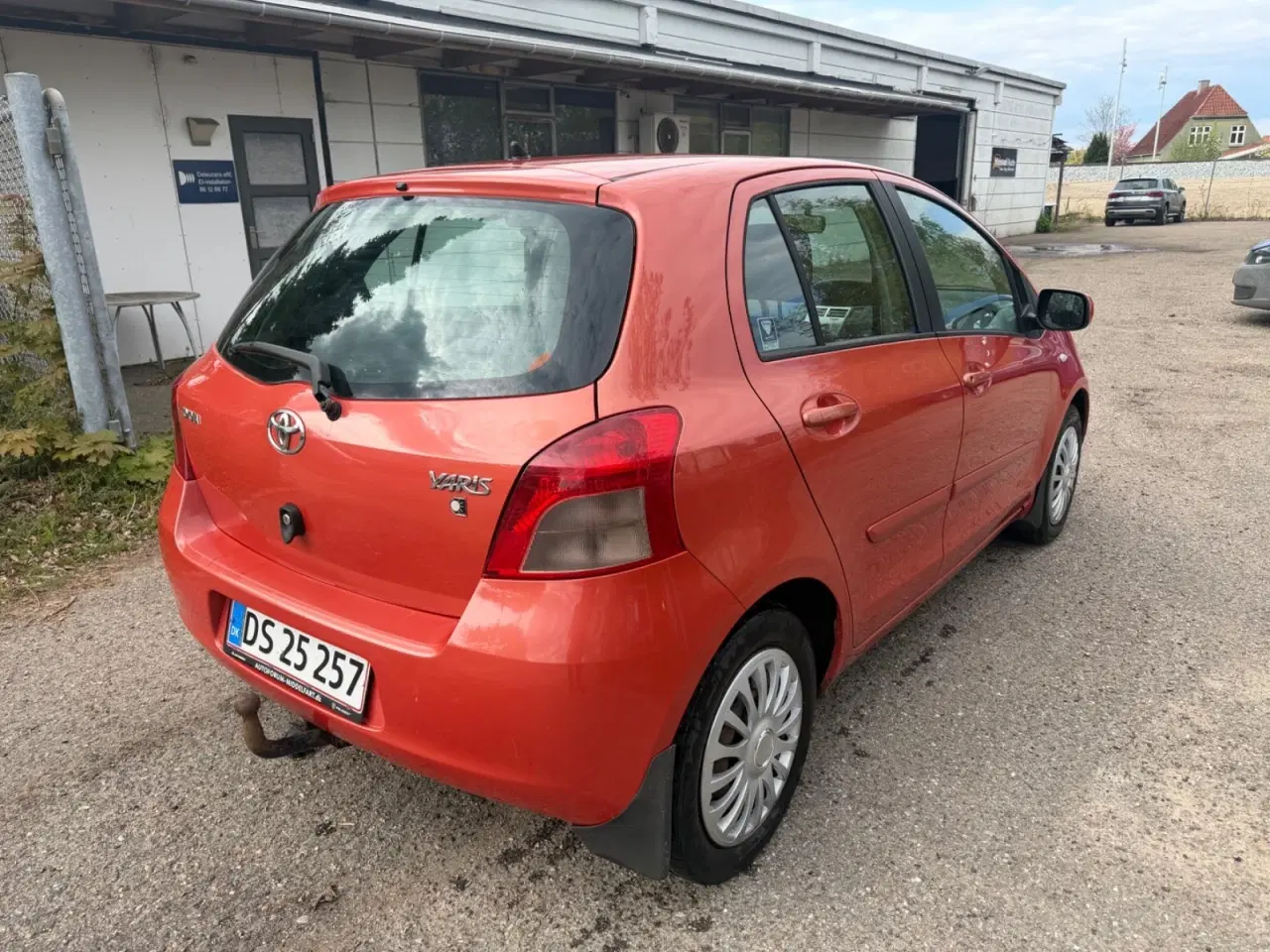 Billede 5 - Toyota Yaris 1,3 Luna