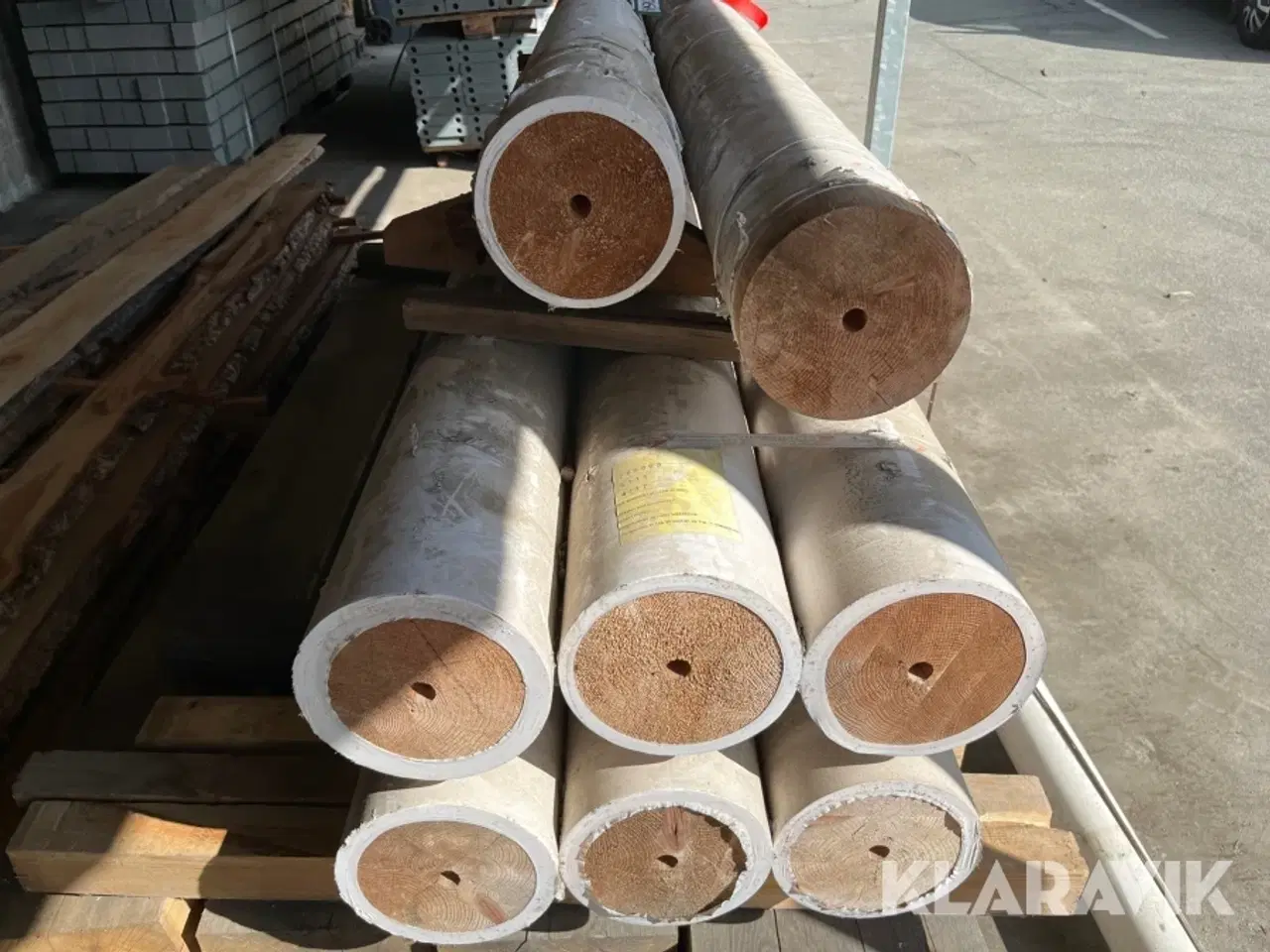 Billede 2 - Stolper/pullerter Lilleheden Limtræ rund 8 styk 190mm