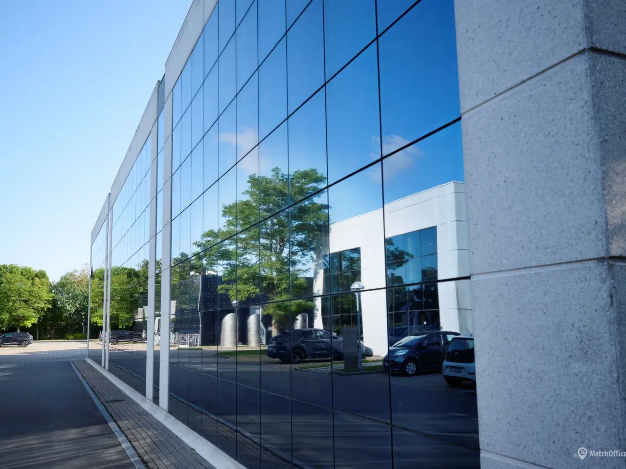 Billede 3 - Albertslunds flotteste kontor midt i en oase