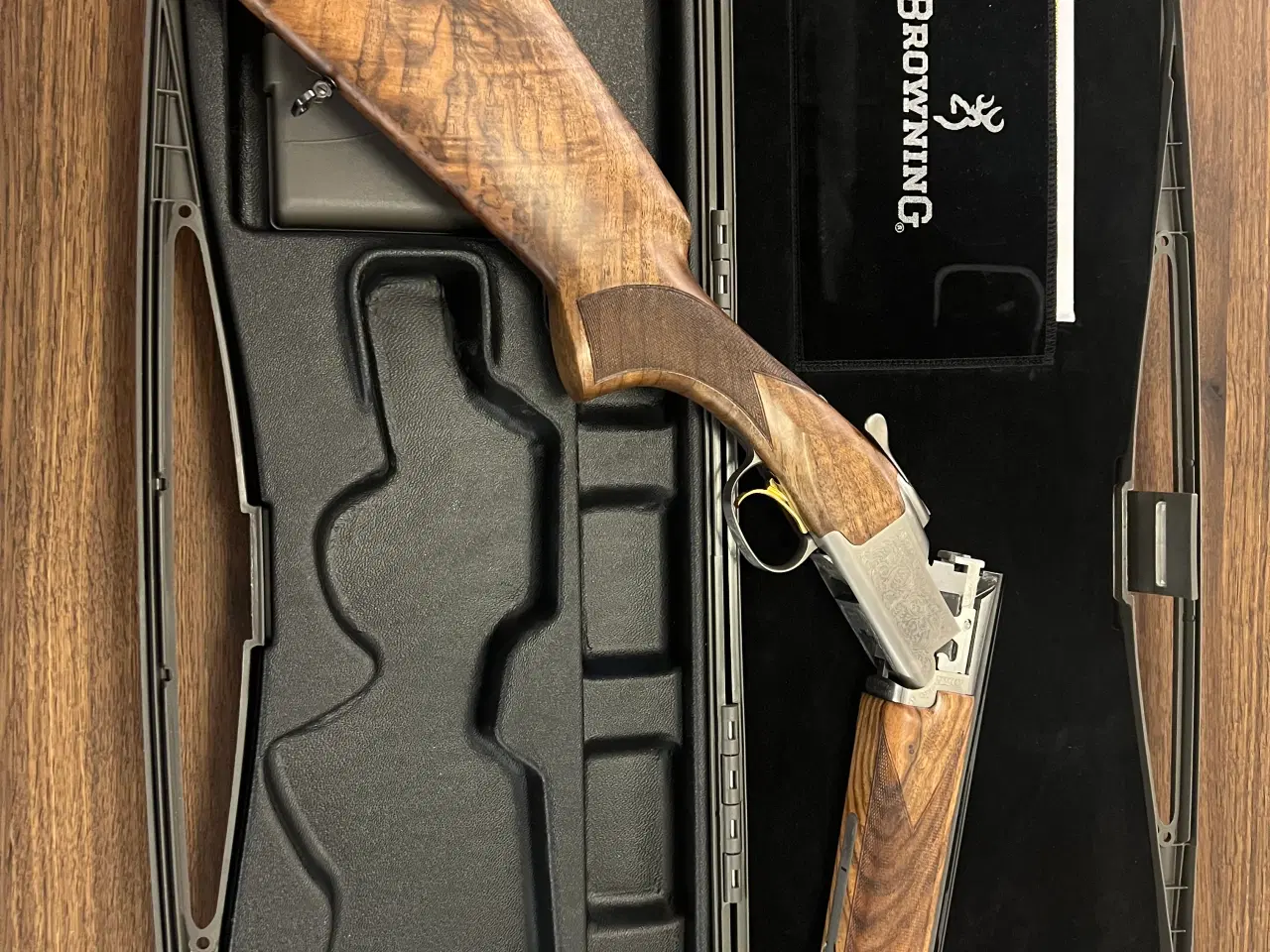 Billede 1 - Browning b725