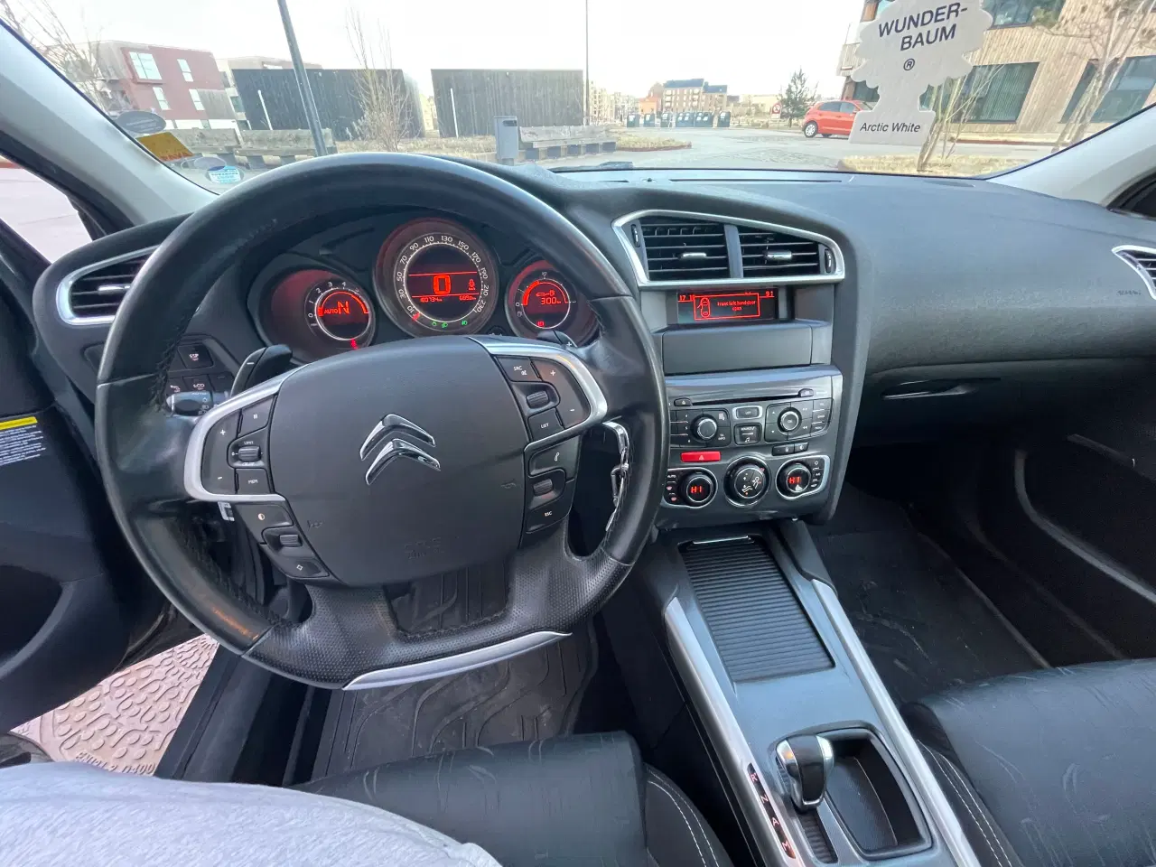 Billede 17 - Flot velholdt nysynet c4 automatgear