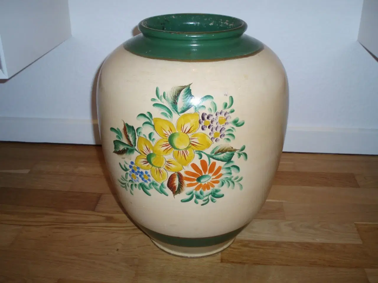 Billede 1 - Stor Ældre Vase fra ca 1930.  