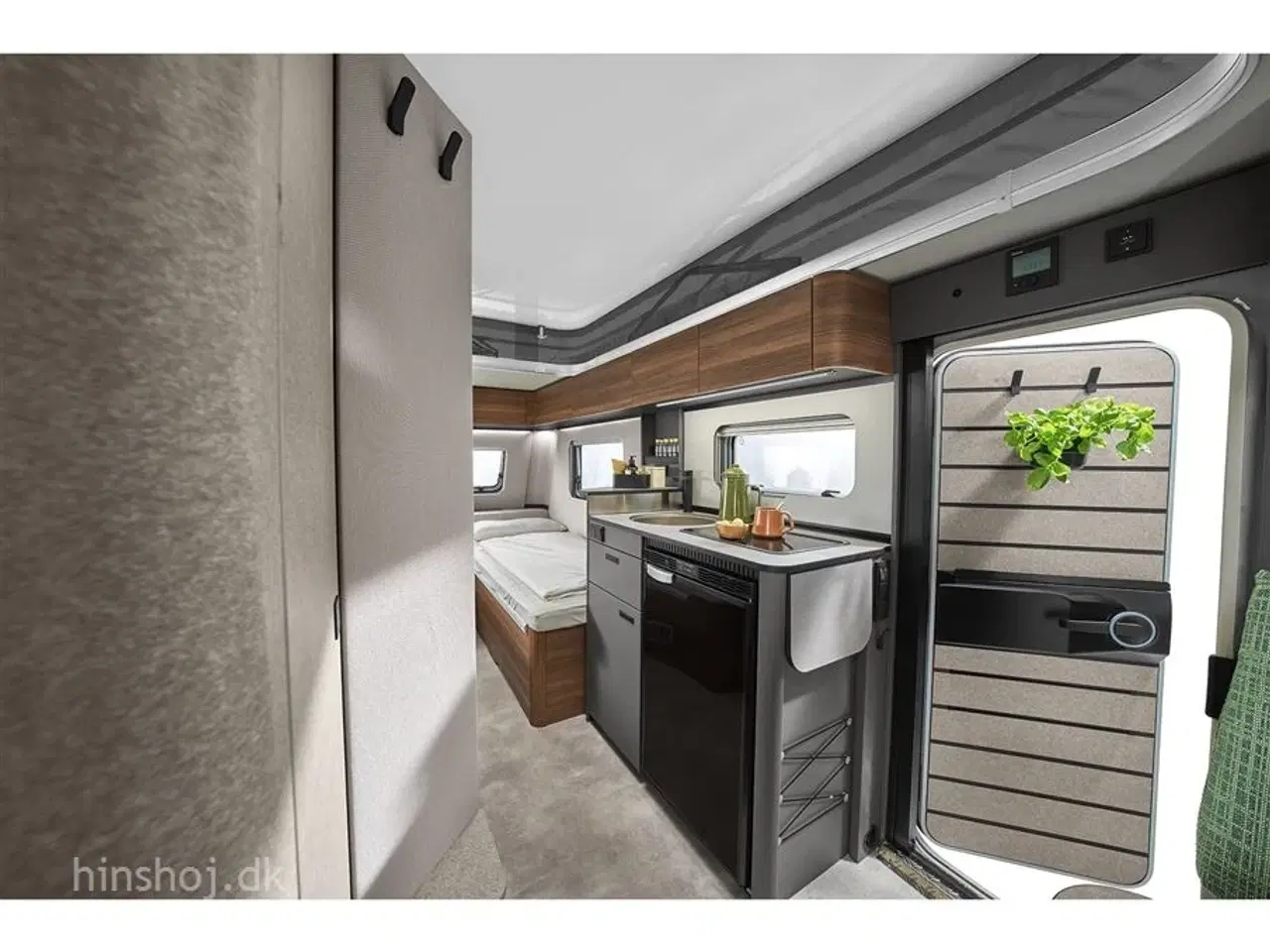 Billede 7 - 2026 - Eriba FEELING 470 Flot hævetagsvogn med godt udstyr fra Hinshøj Caravan