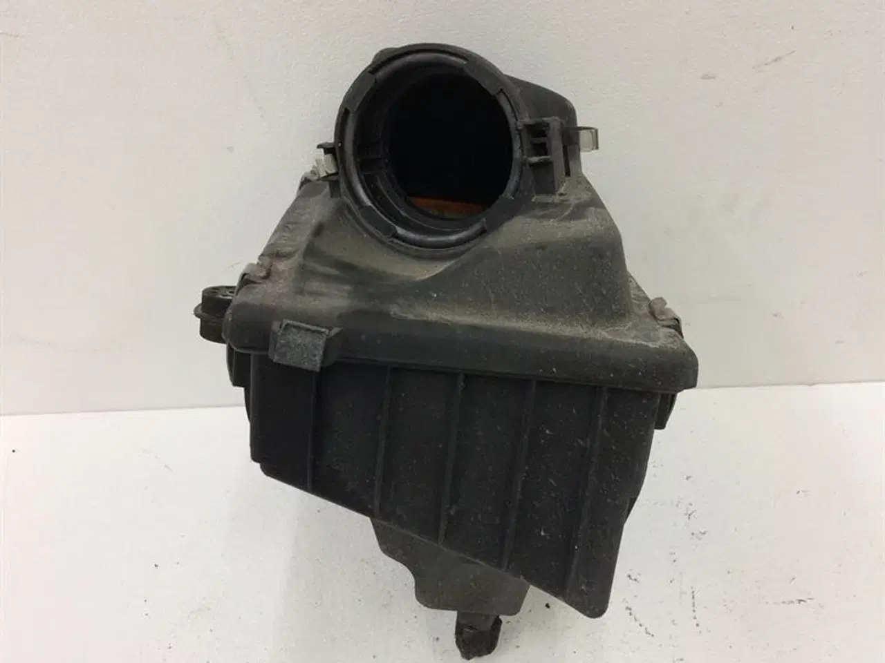 Billede 3 - Luftfilterkasse Venstre Cyl. 5-8 C34401 BMW E38