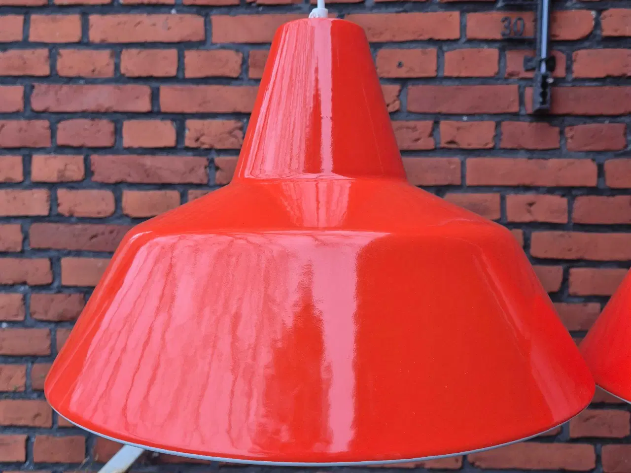 Billede 7 - Smukke værkstedspendler i rødorange emalje