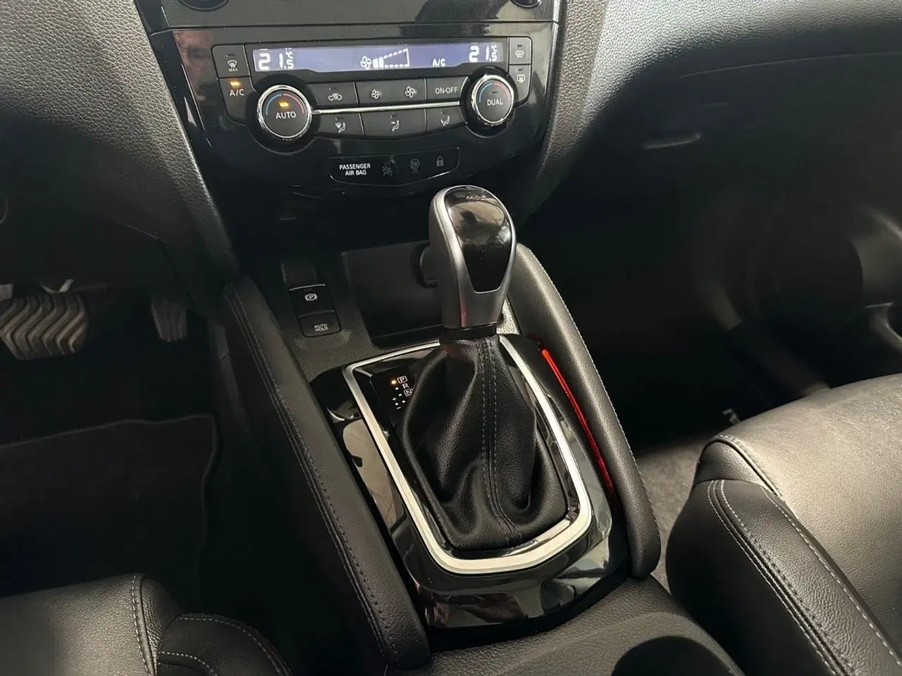 Billede 10 - Nissan Qashqai 1,5 dCi 115 Tekna DCT Van