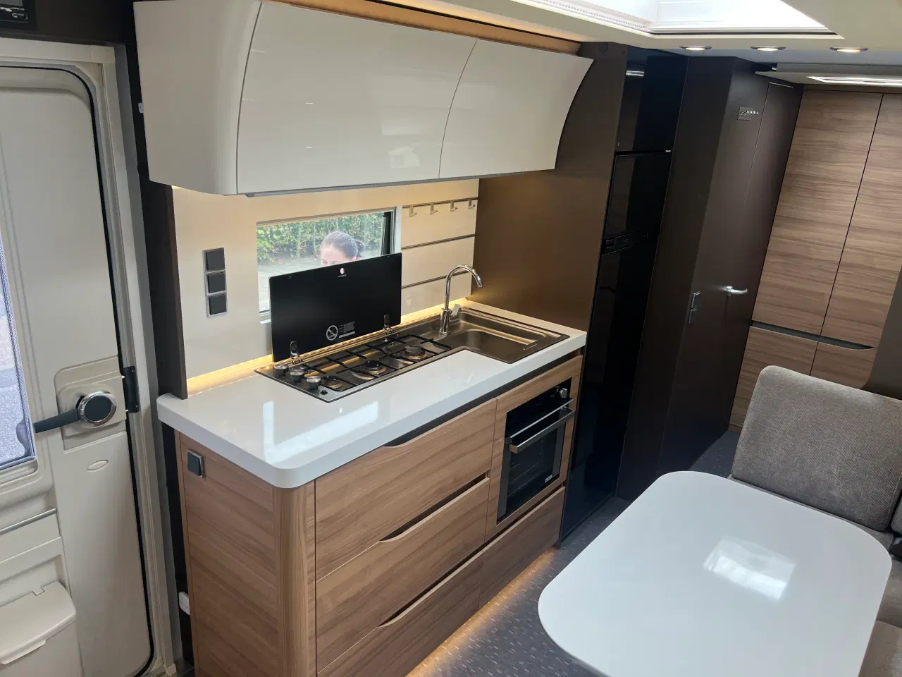 Billede 5 - Adria Alpina 663pt 2021 køjevogn