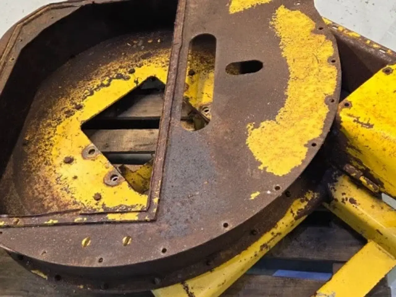 Billede 6 - New Holland FX38 Blæserhus