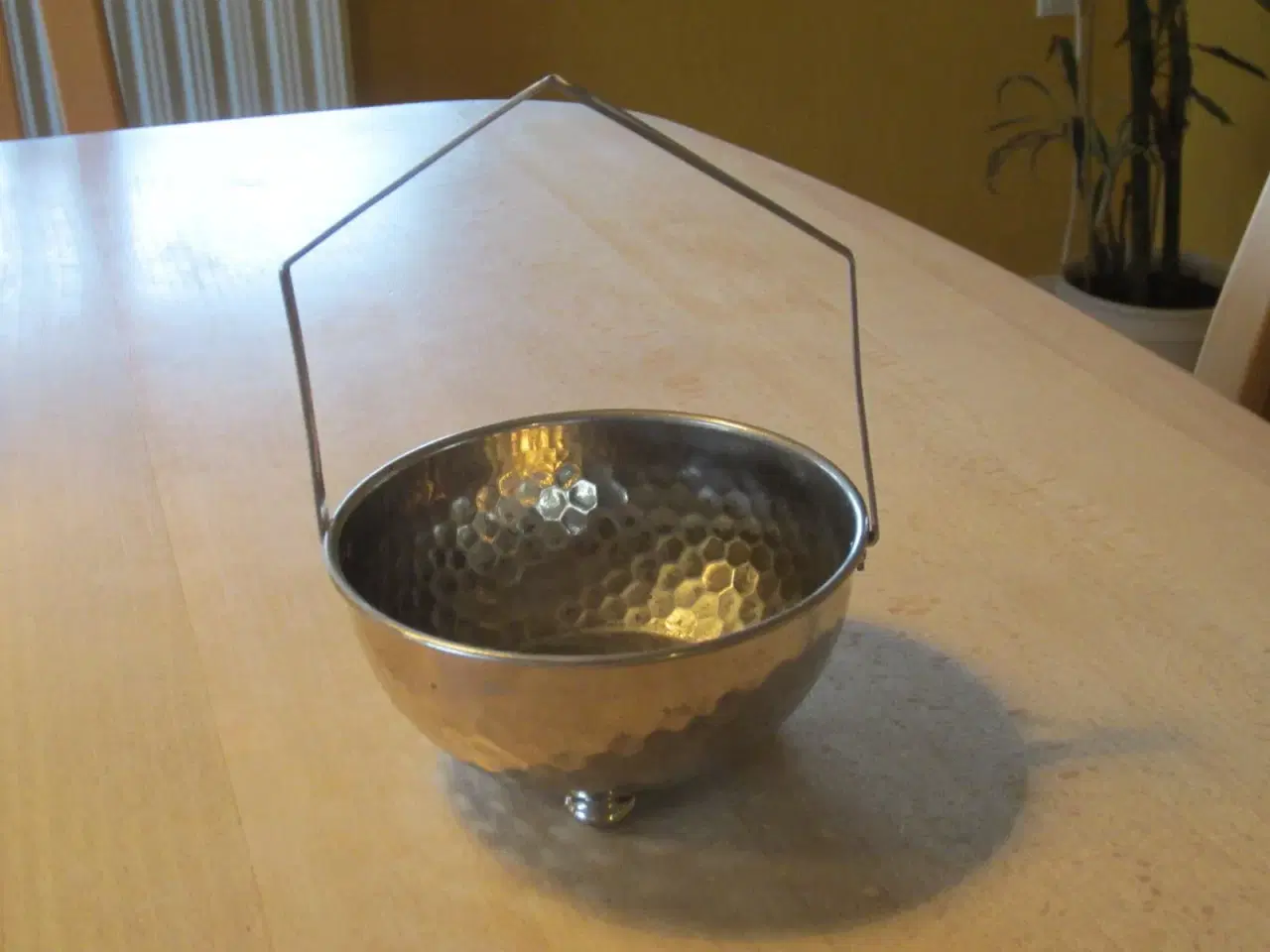 Billede 1 - Sølvplet skål med hank