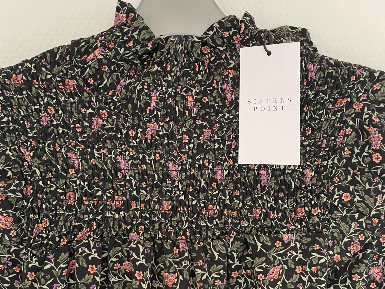 Billede 2 - Kjole Str XS .Ny .Pris 30kr