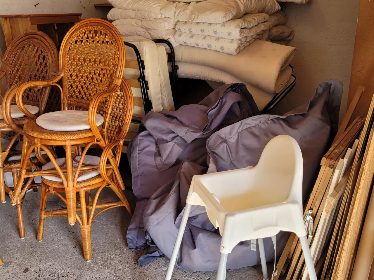 Billede 1 - Diverse indbo sælges på grund af flytning