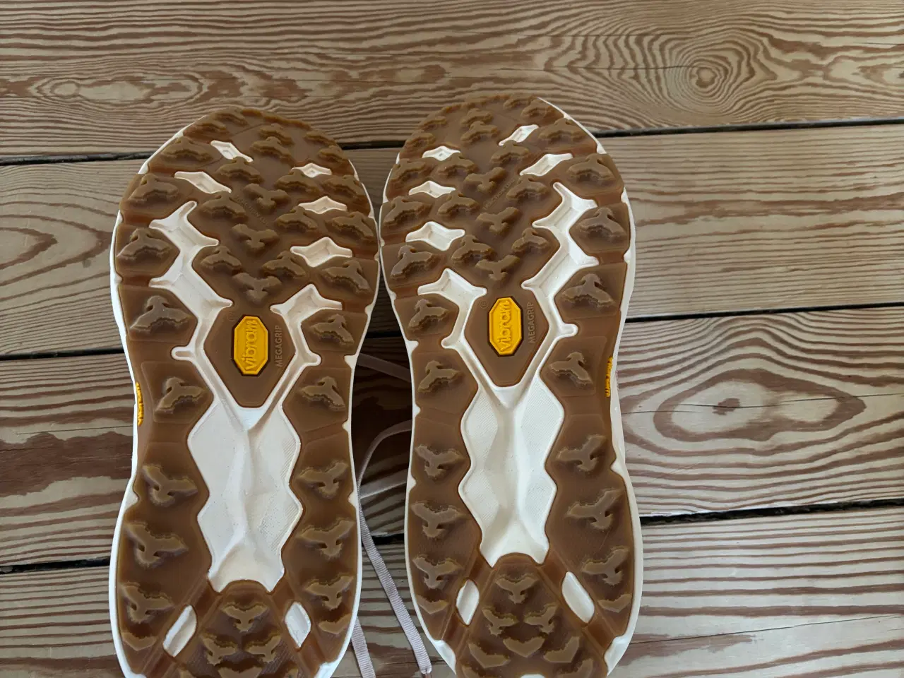 Billede 2 - Hoka sko