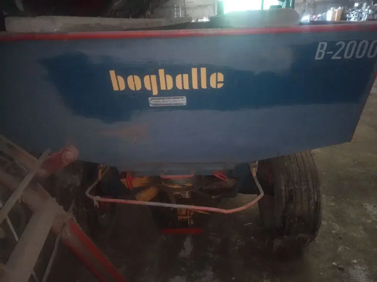 Billede 6 - Bøgballe Gødningsspreder B 2000 bugseret