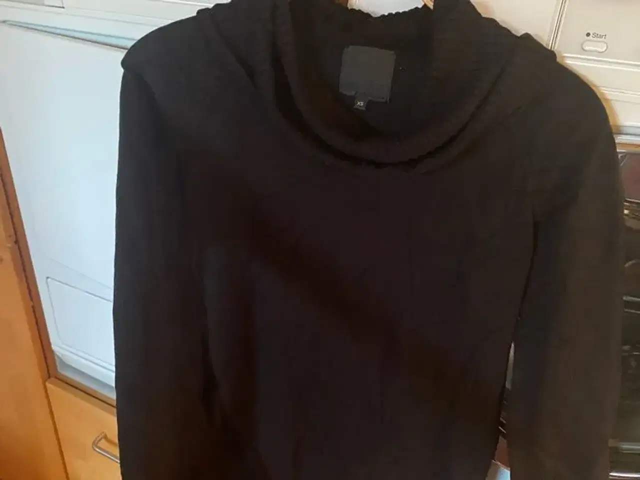 Billede 3 - smart sort lang Inwear bluse str xs