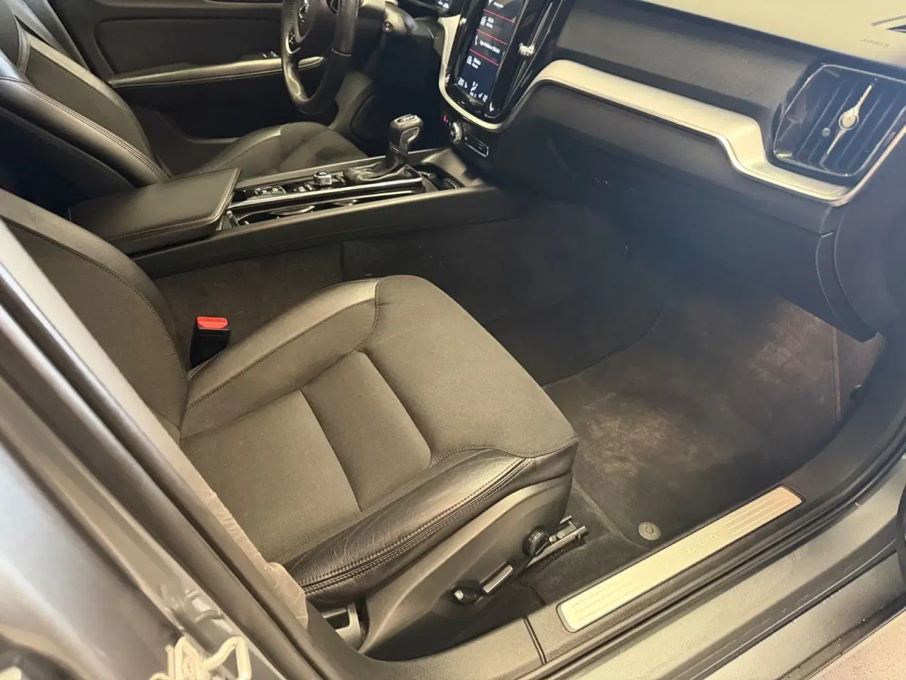 Billede 11 - Volvo V60 2,0 D4 190 Momentum aut.