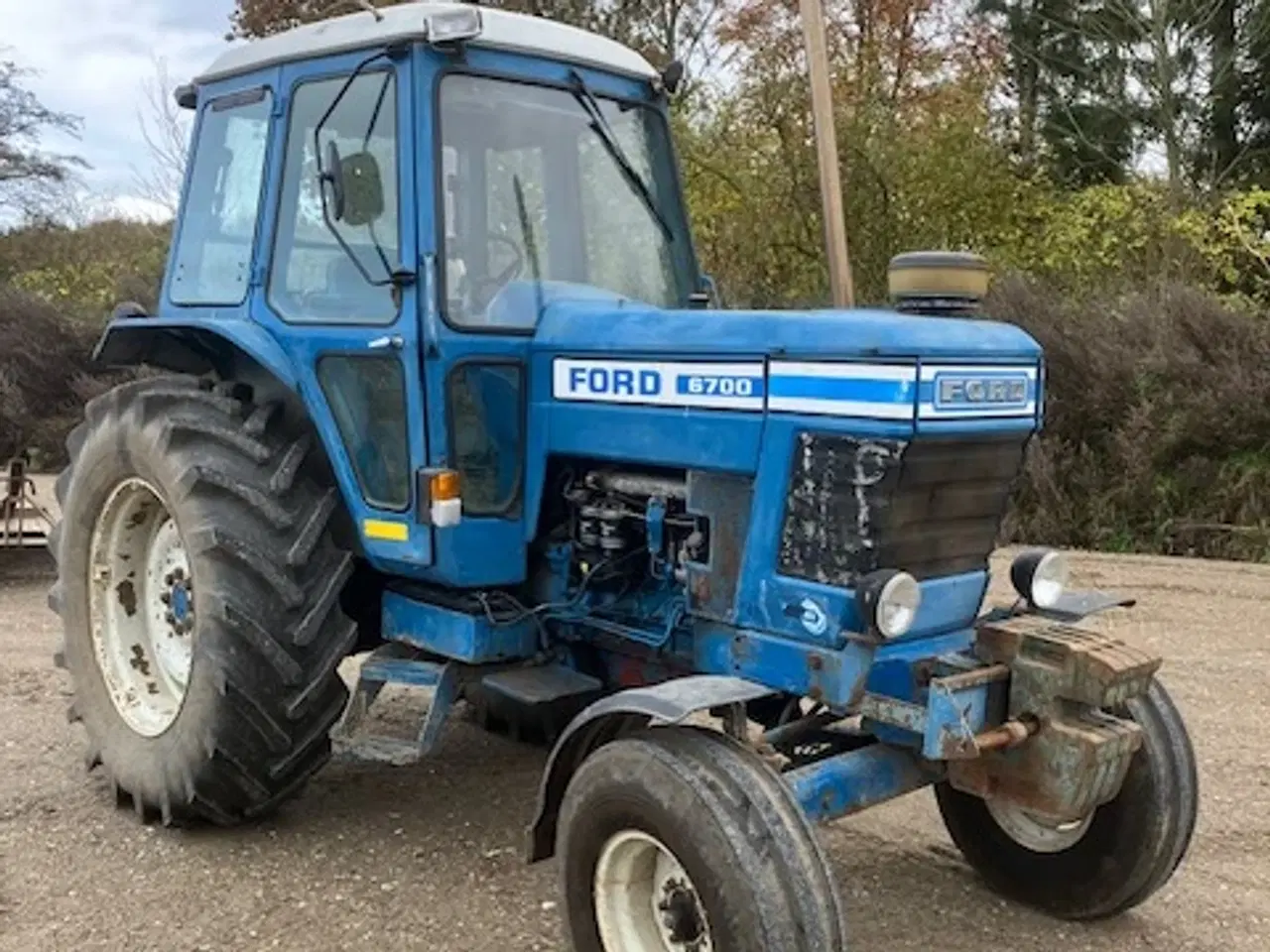 Billede 1 - Ford 6700 med nyere motor