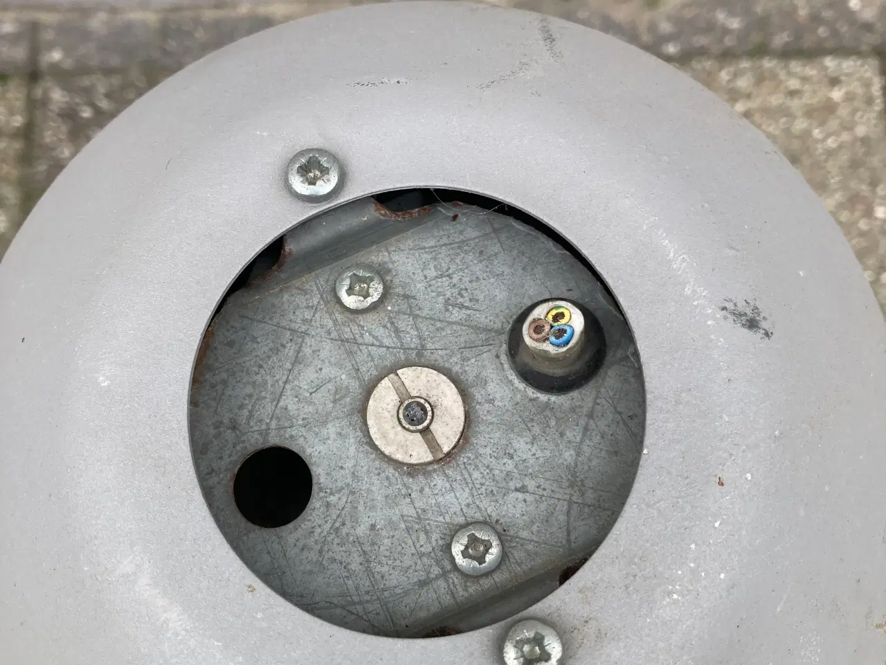 Billede 4 - 2 store industrielle pendellamper.