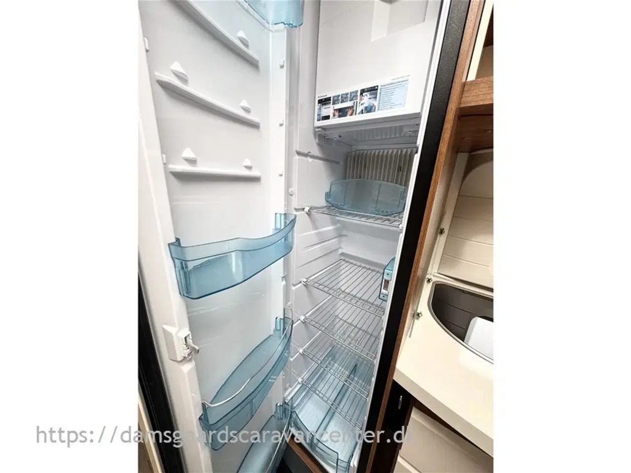 Billede 13 - 2017 - Hobby Excellent 560 KMFe Franskseng-Køjer-Gulvtemp.-Mover-Telt