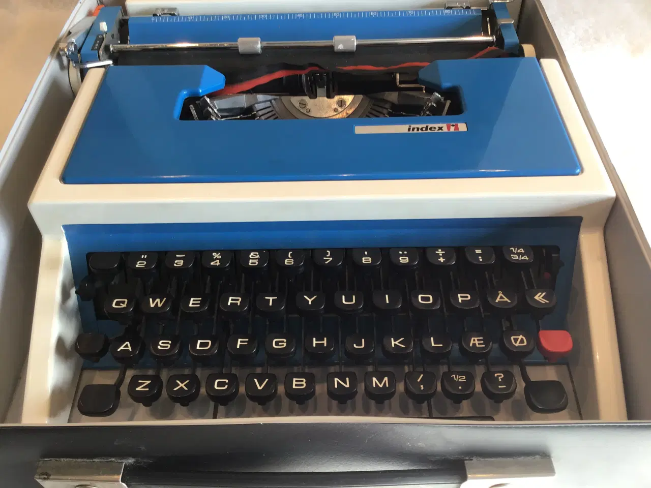 Billede 5 - Skrivemaskine  rejseskrivemaskine, som ny
