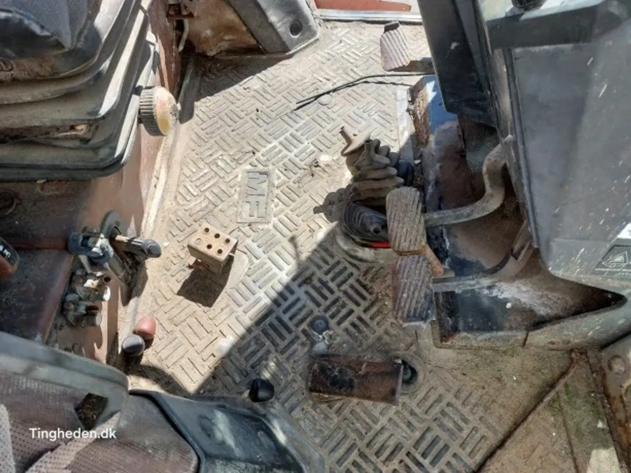 Billede 23 - Massey Ferguson 690 Kabine 3303089M92