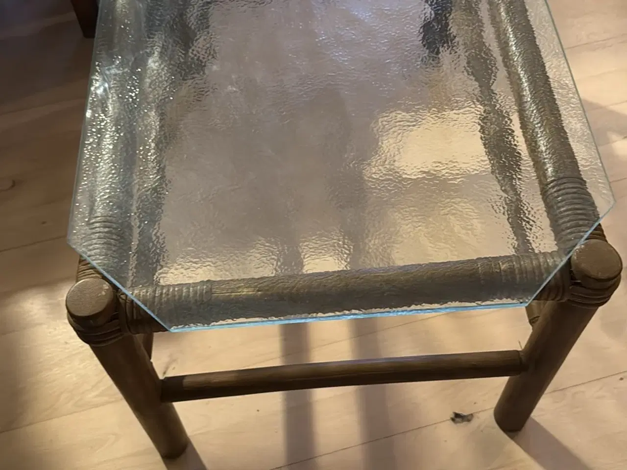 Billede 3 - Vintage sofabord med struktur glasplade og bøgeste