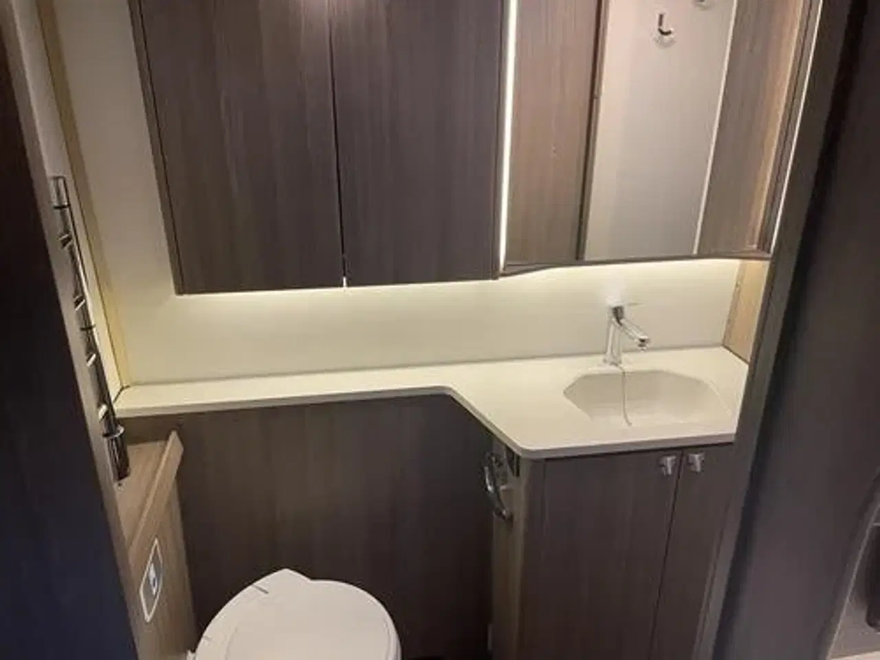 Billede 9 - Kabe Royal 740 TDL