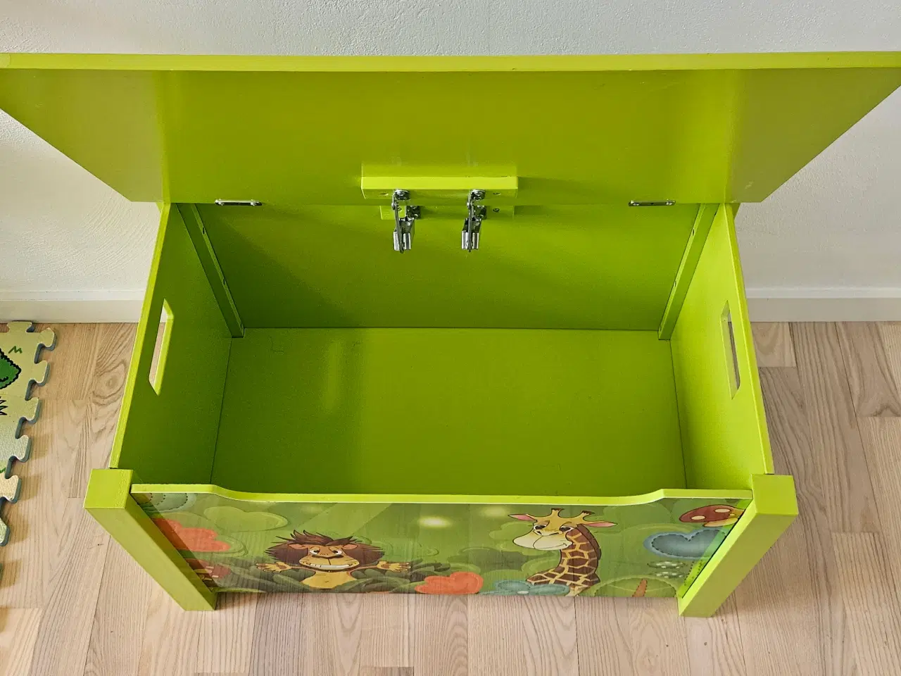 Billede 1 - Sød bænk/ opbevaaringsboks