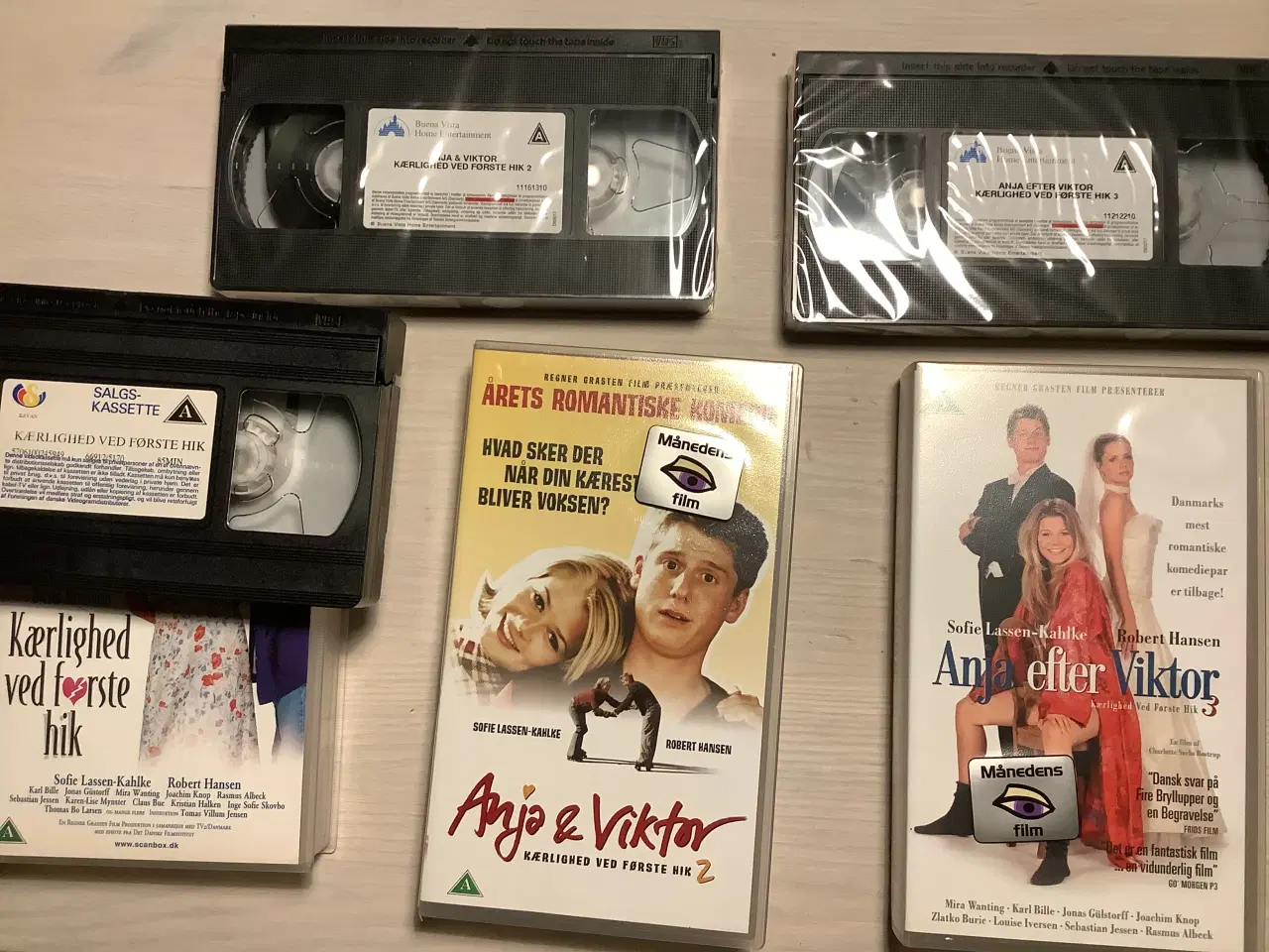 Billede 3 - VHS film Anja og Viktor 3 stk.
