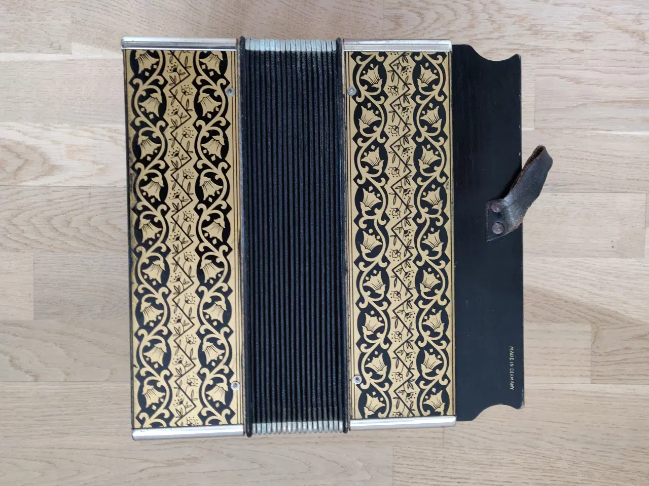 Billede 3 - Hohner - ældre harmonika