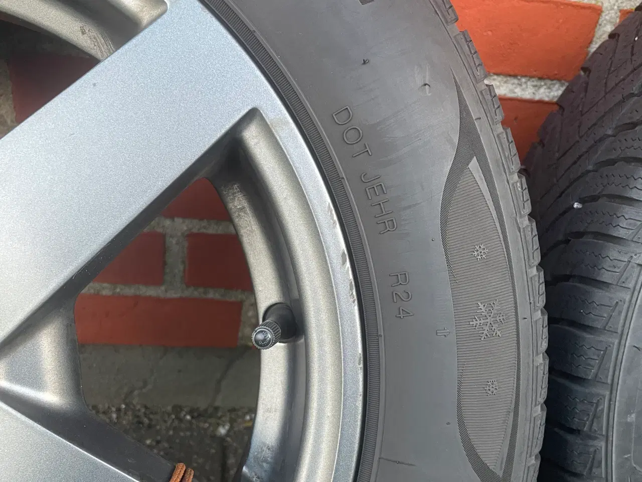 Billede 4 - Alufælge med godkendte vinterdæk
