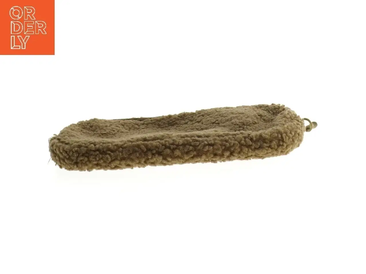 Billede 3 - Pennehus i plys med dyremotiv (str. 23 x. 13 cm)